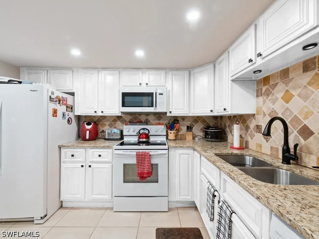 151 Cypress Way E Naples FL 34110