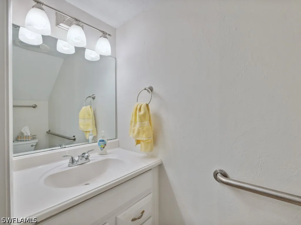 151 Cypress Way E Naples FL 34110
