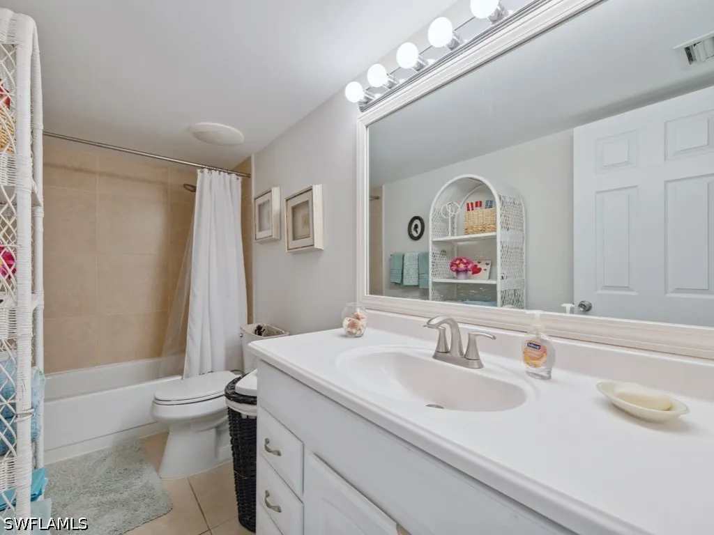 151 Cypress Way E Naples FL 34110