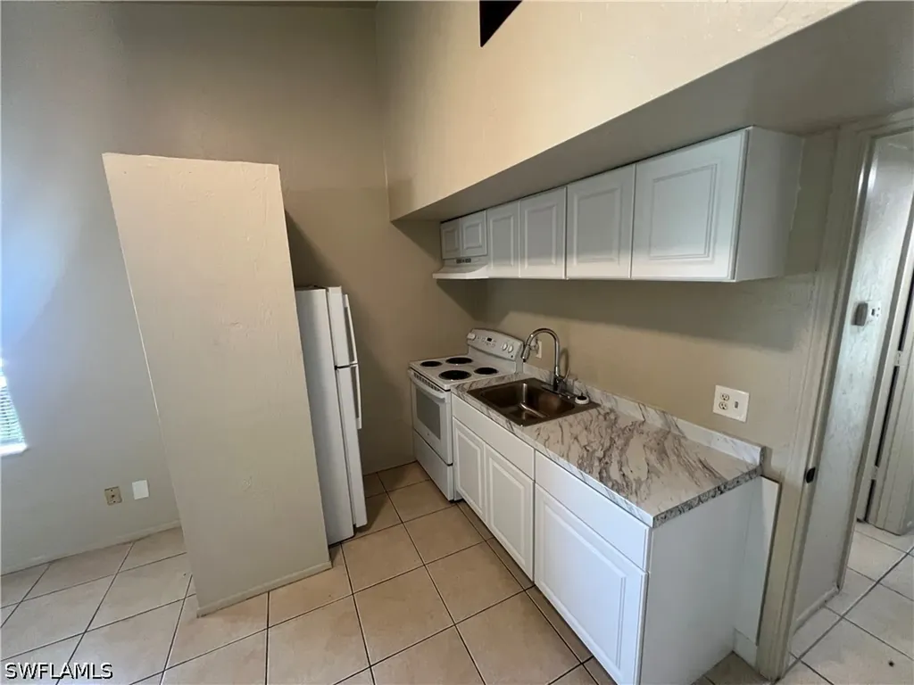 3838 Madison Avenue Fort Myers FL 33916