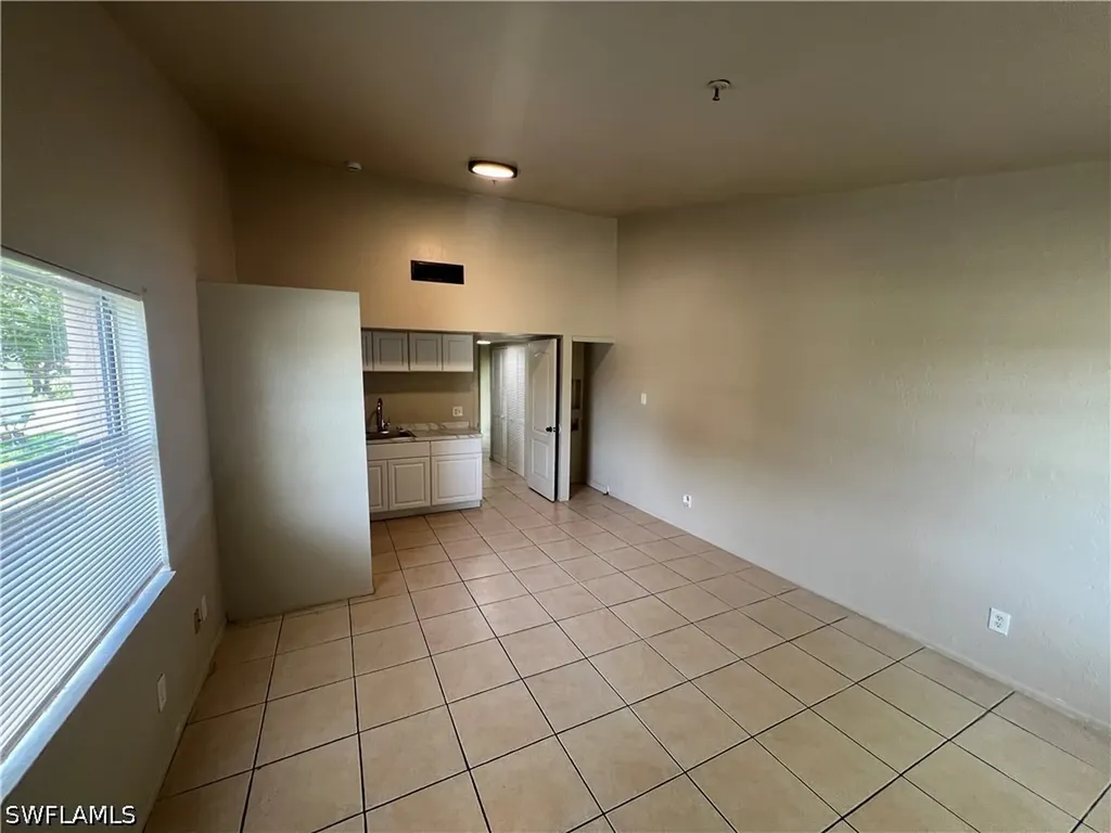 3838 Madison Avenue Fort Myers FL 33916