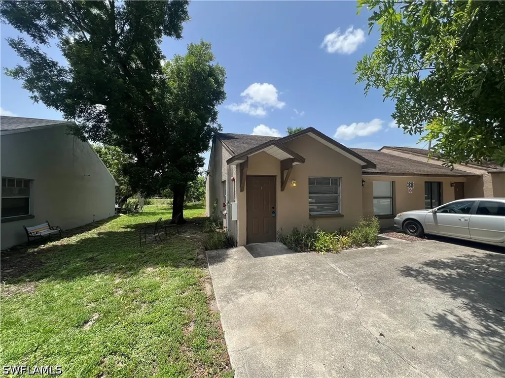 3838 Madison Avenue Fort Myers FL 33916