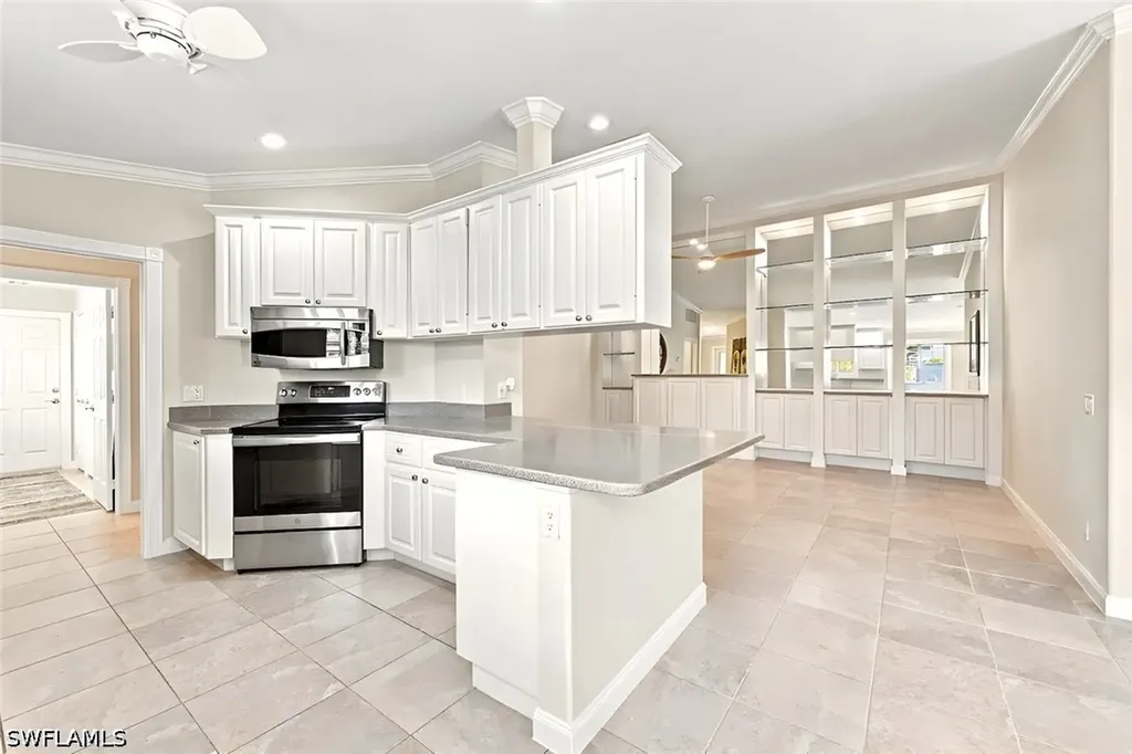 7704 Rozzini Lane Naples FL 34114