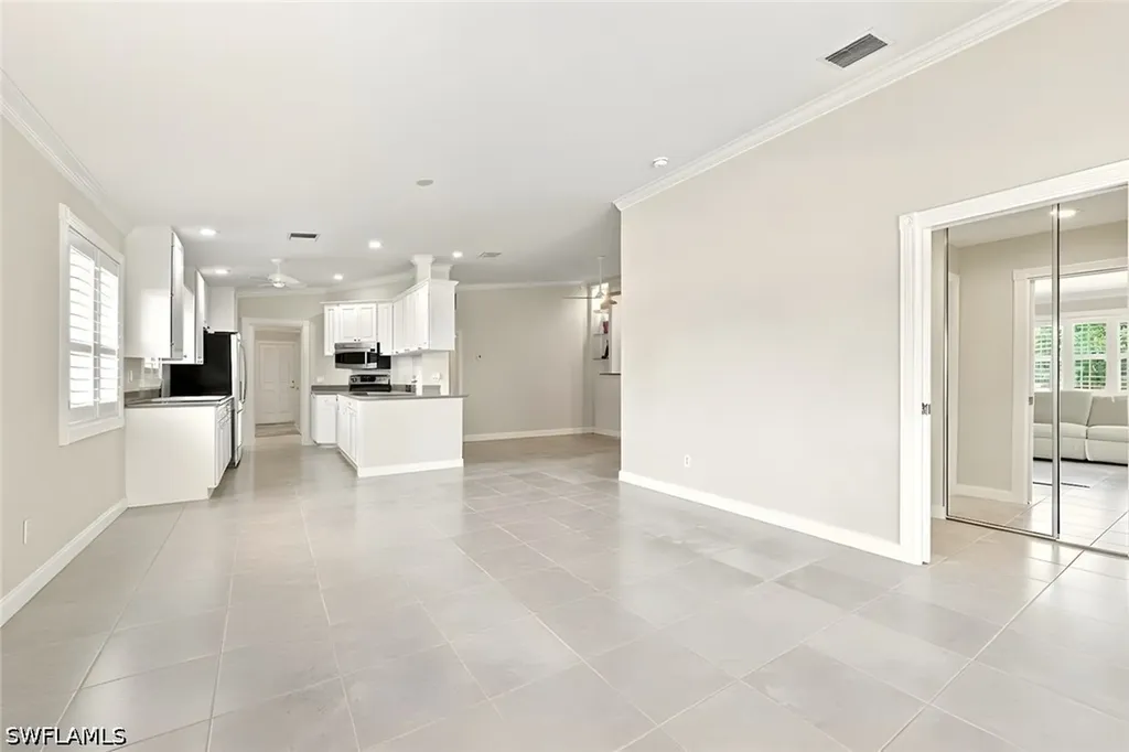 7704 Rozzini Lane Naples FL 34114