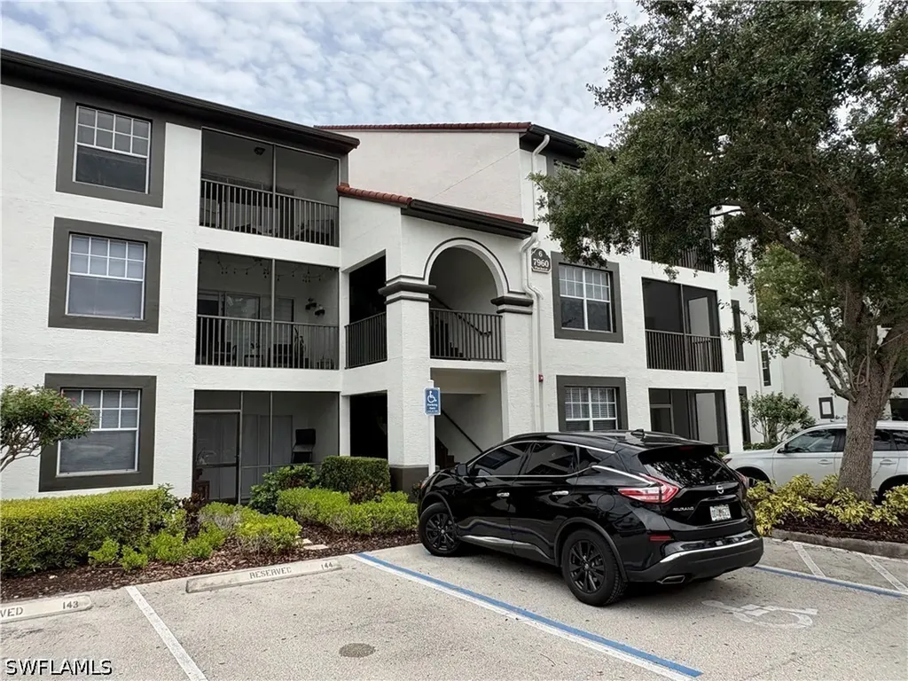 7960 Preserve Circle Naples FL 34119