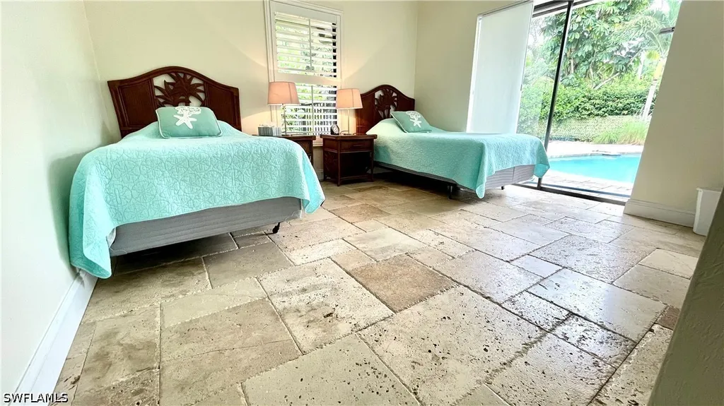 2171 Kings Lake Boulevard Naples FL 34112