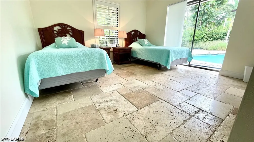 2171 Kings Lake Boulevard Naples FL 34112