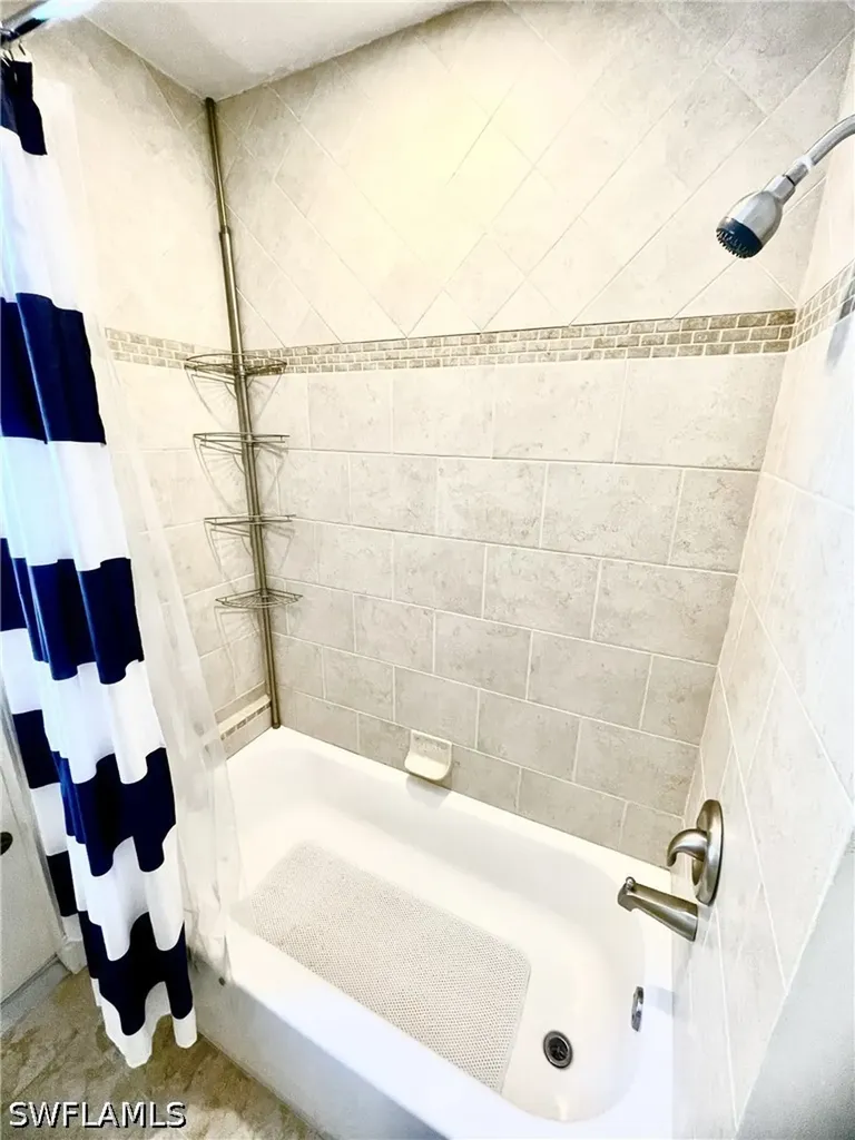 2171 Kings Lake Boulevard Naples FL 34112