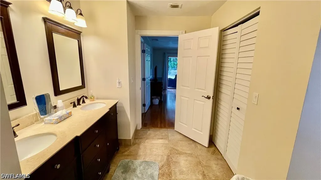 2171 Kings Lake Boulevard Naples FL 34112