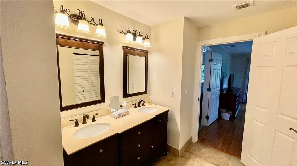 2171 Kings Lake Boulevard Naples FL 34112