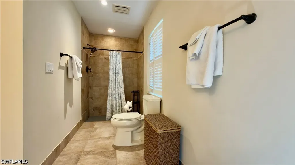2171 Kings Lake Boulevard Naples FL 34112