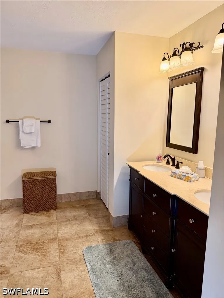 2171 Kings Lake Boulevard Naples FL 34112