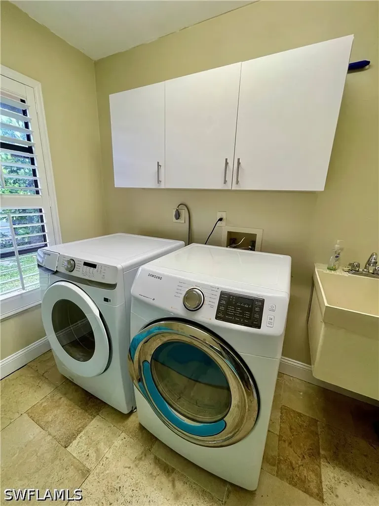 2171 Kings Lake Boulevard Naples FL 34112