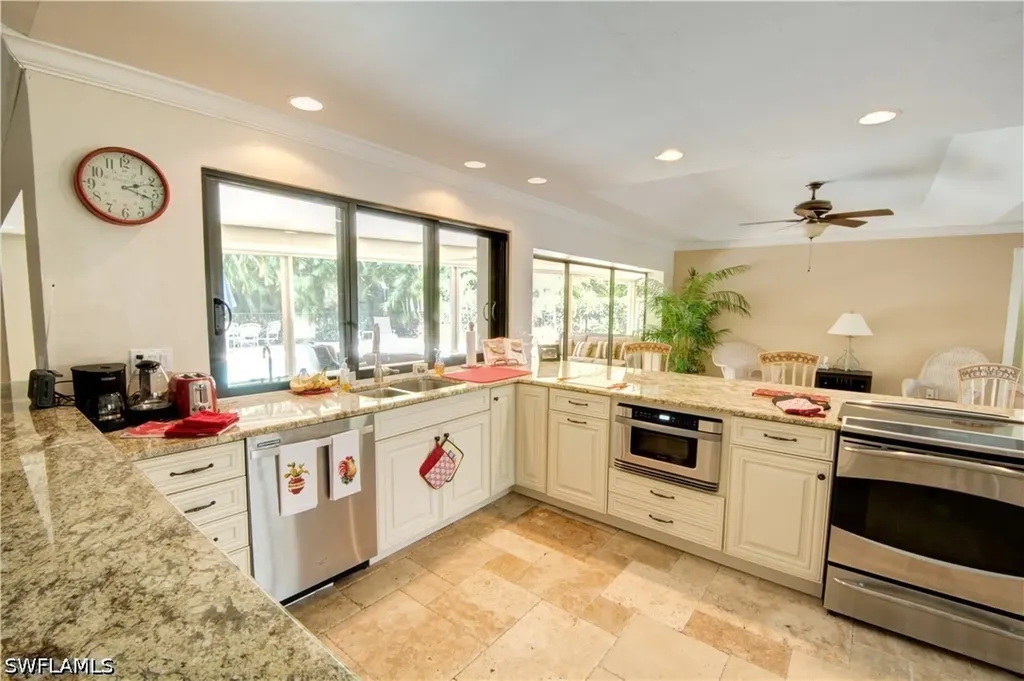 2171 Kings Lake Boulevard Naples FL 34112