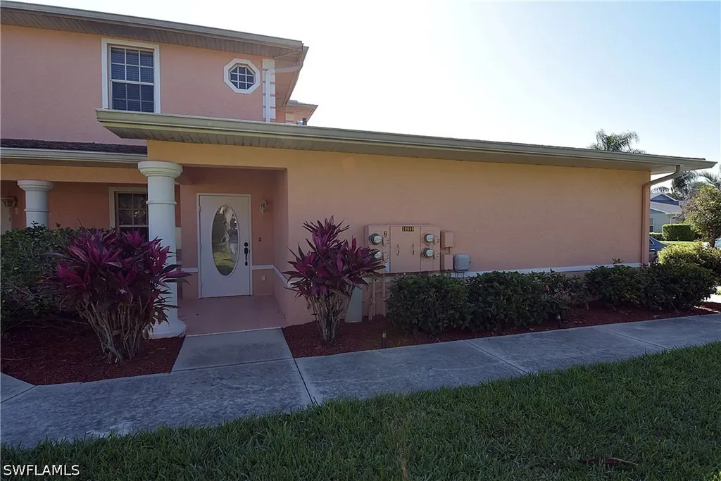 19949 Lake Vista Circle Lehigh Acres FL 33936