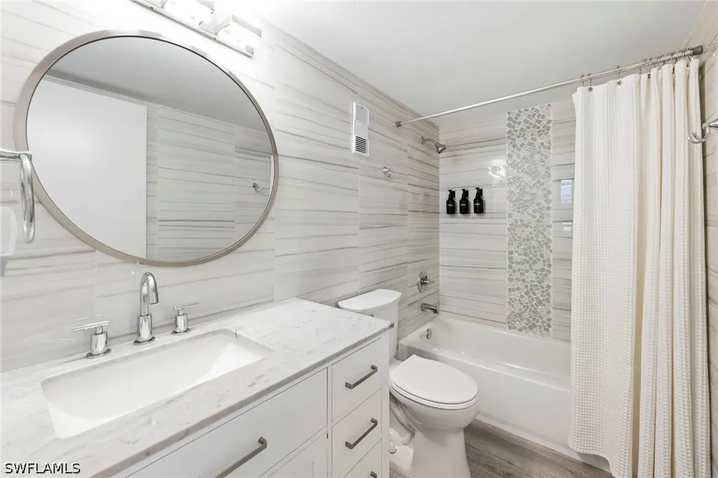 380 Seaview Court Marco Island FL 34145