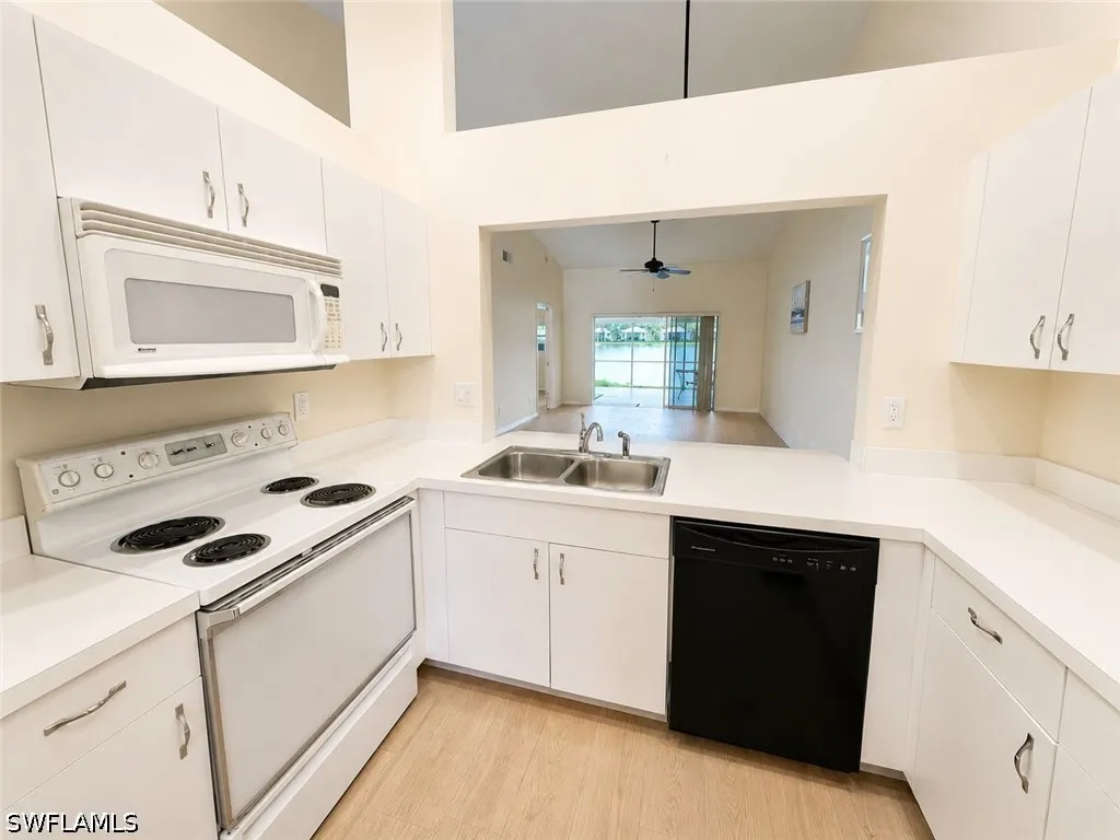 2888 W Crown Pointe Boulevard Naples FL 34112