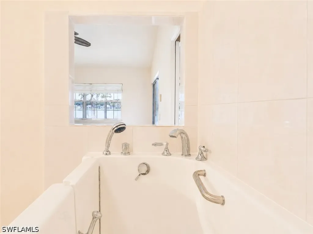 2888 W Crown Pointe Boulevard Naples FL 34112