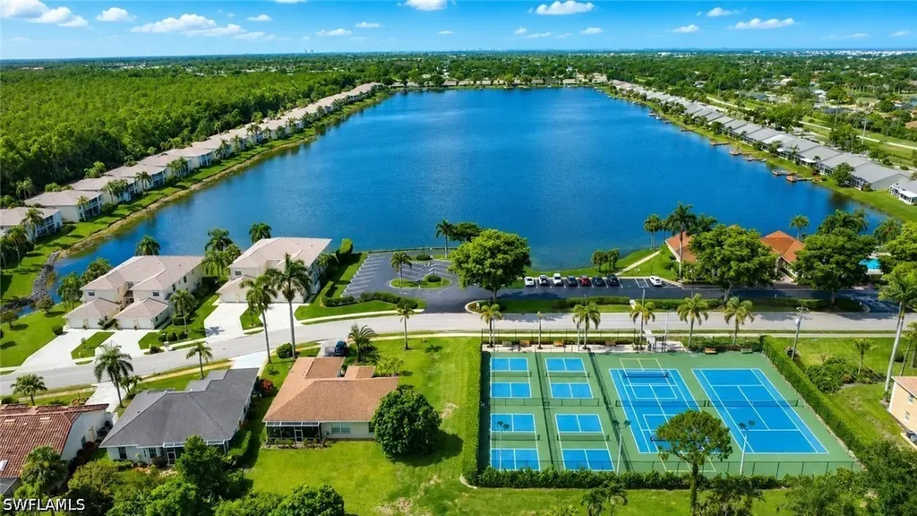 2888 W Crown Pointe Boulevard Naples FL 34112
