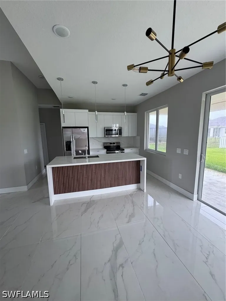 2810 27th Street SW Lehigh Acres FL 33976