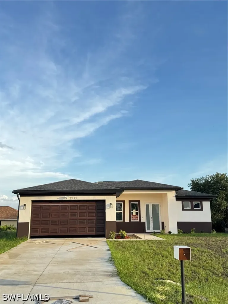 2810 27th Street SW Lehigh Acres FL 33976
