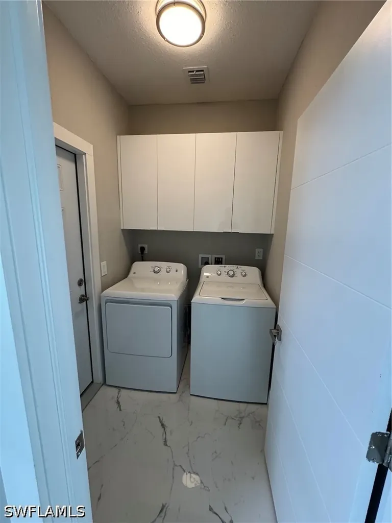 2810 27th Street SW Lehigh Acres FL 33976