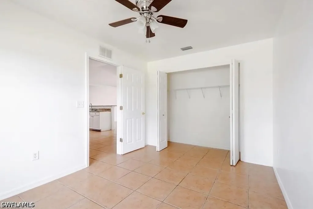 4932-4934 Viceroy Court Cape Coral FL 33904