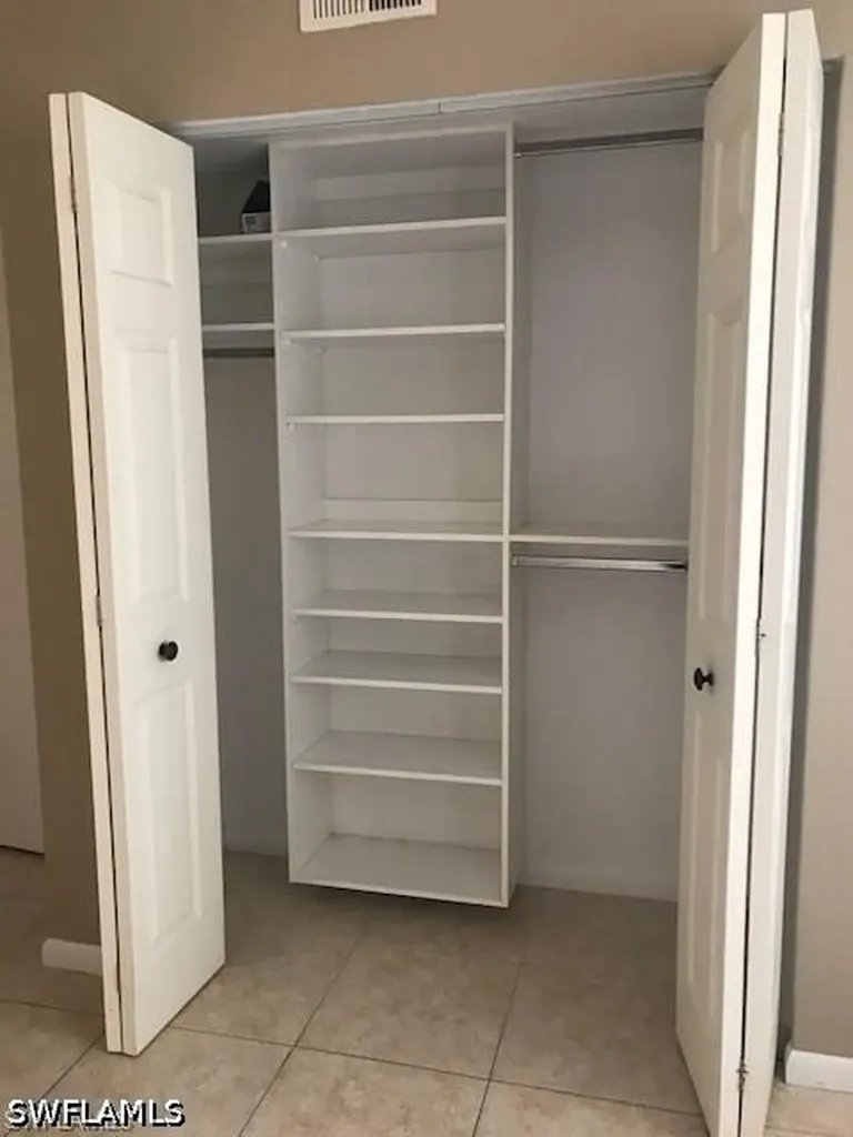 4230 Jack Frost Court Naples FL 34112
