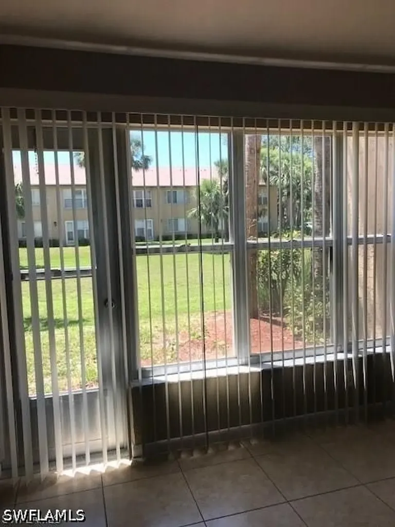 4230 Jack Frost Court Naples FL 34112