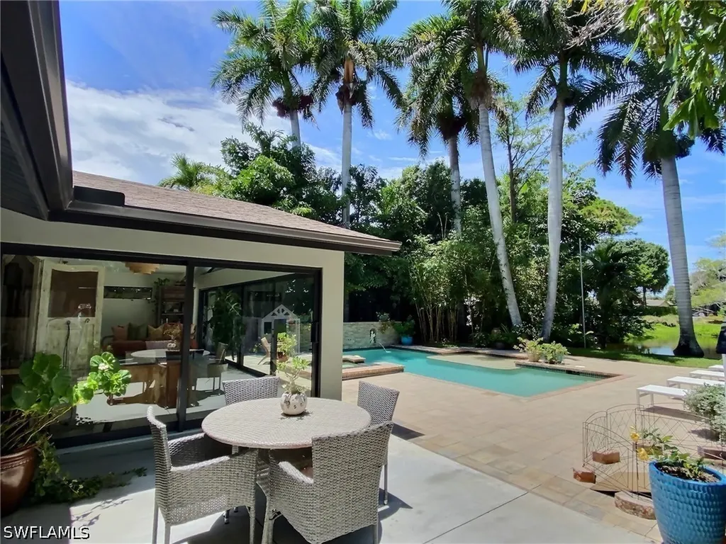 1031 Diana Avenue Naples FL 34103