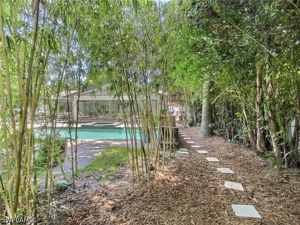 1031 Diana Avenue Naples FL 34103