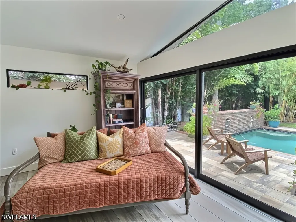 1031 Diana Avenue Naples FL 34103