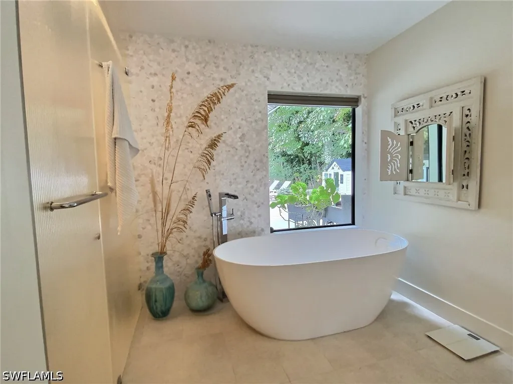 1031 Diana Avenue Naples FL 34103