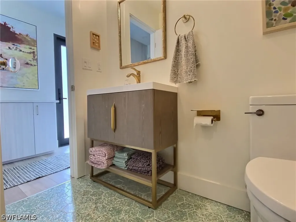 1031 Diana Avenue Naples FL 34103