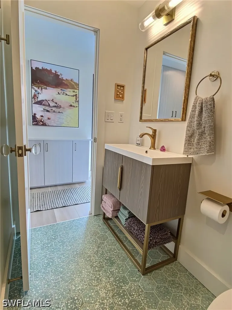 1031 Diana Avenue Naples FL 34103