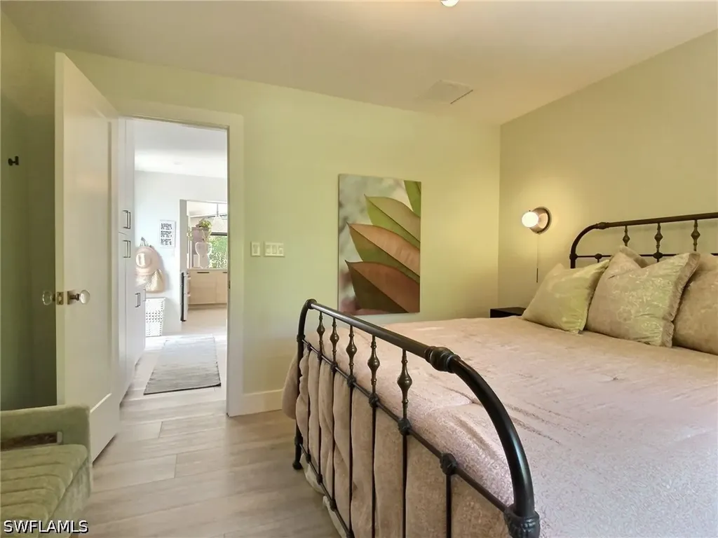 1031 Diana Avenue Naples FL 34103