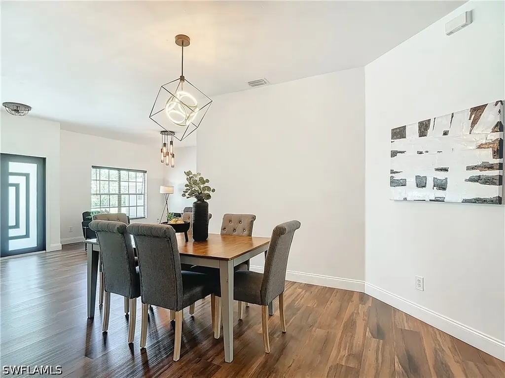 130 16th Avenue NE Naples FL 34120