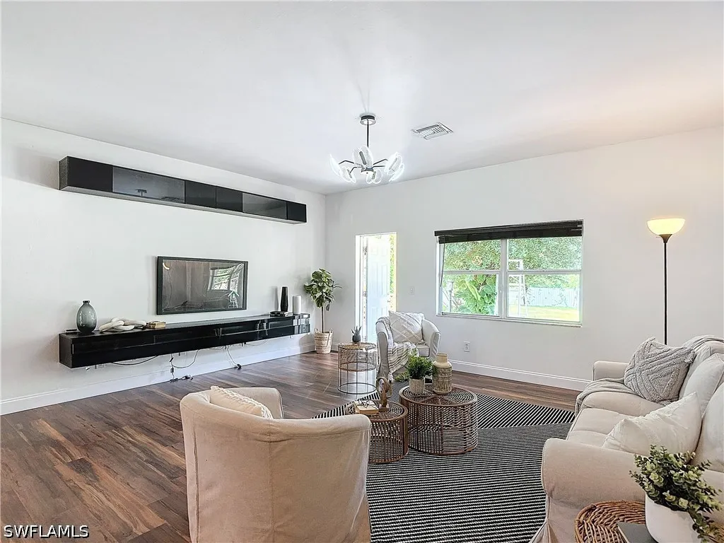 130 16th Avenue NE Naples FL 34120