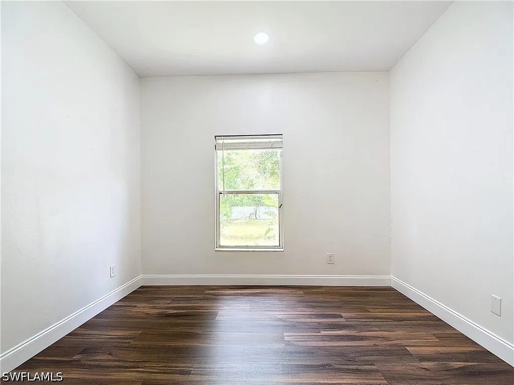 130 16th Avenue NE Naples FL 34120