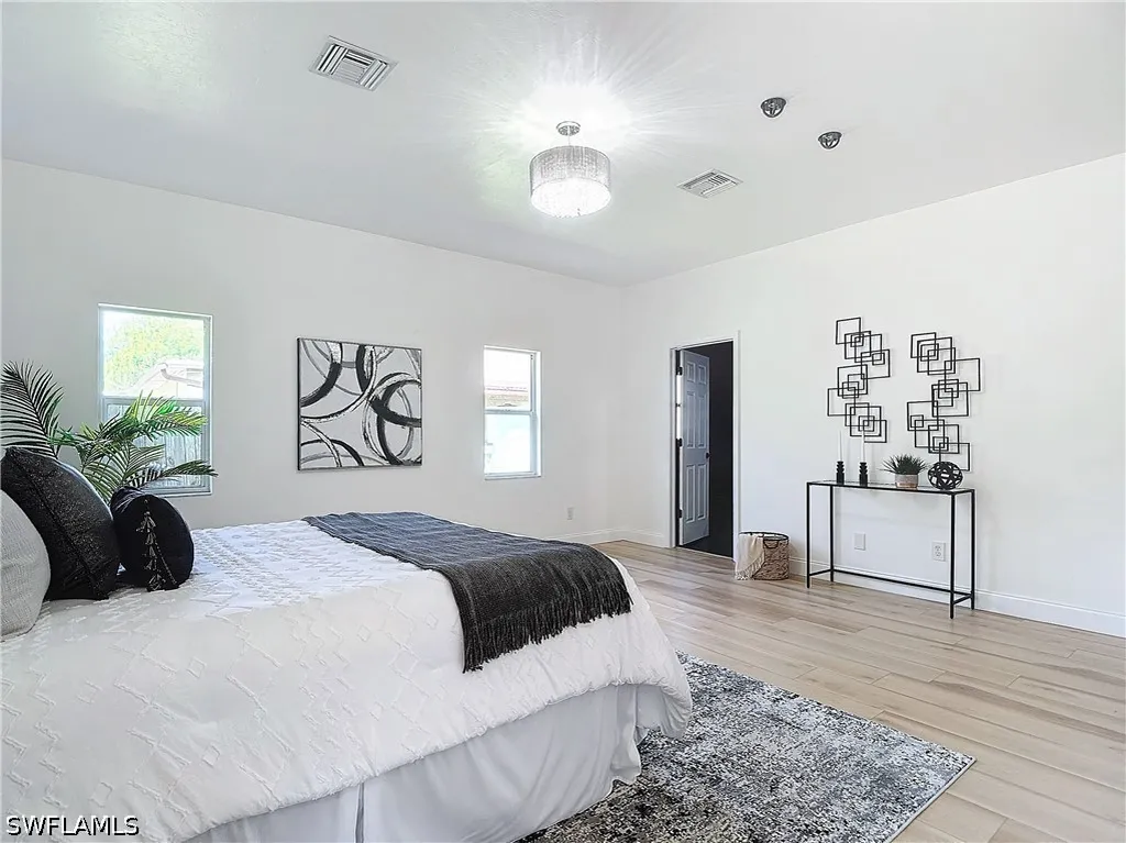 130 16th Avenue NE Naples FL 34120