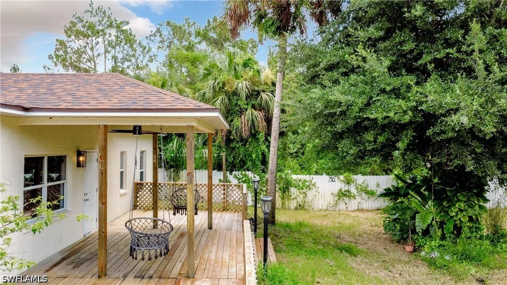 130 16th Avenue NE Naples FL 34120