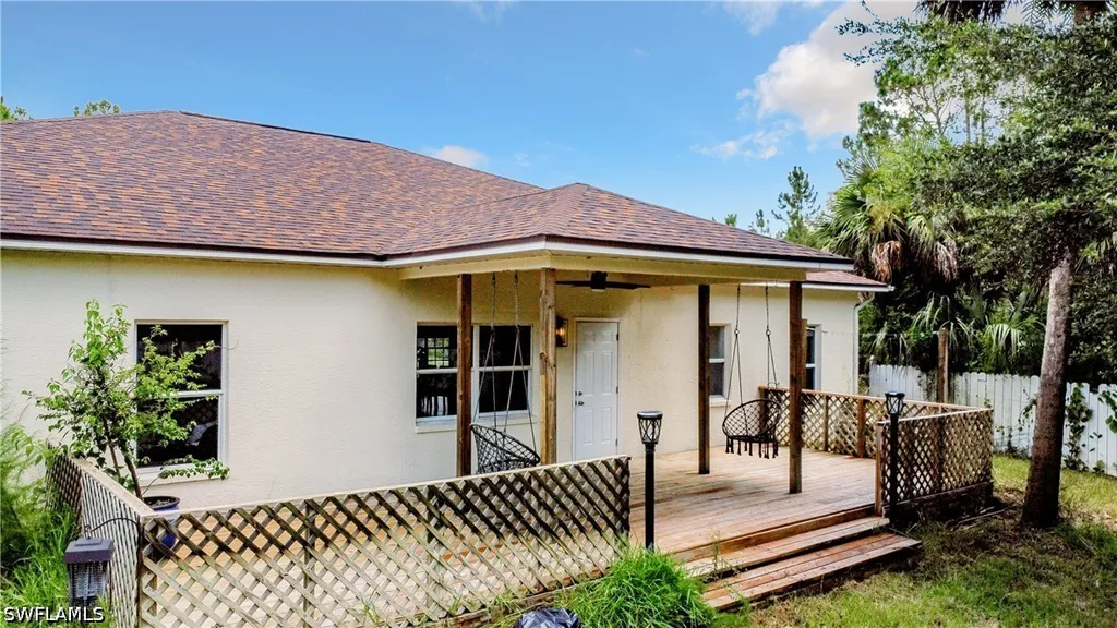 130 16th Avenue NE Naples FL 34120