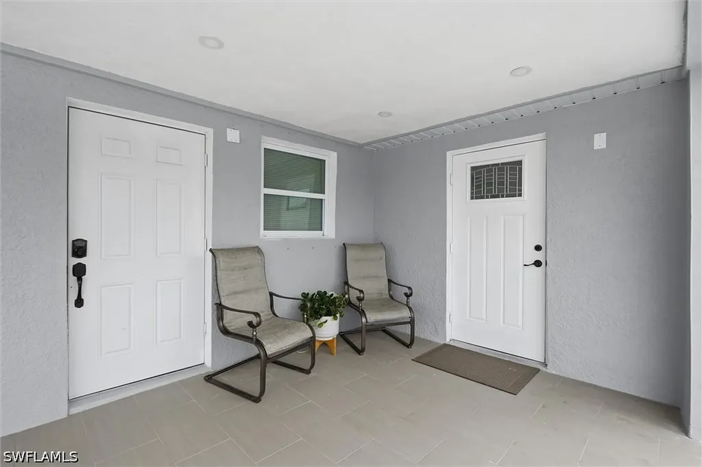 1776 Glenway Court Fort Myers FL 33916