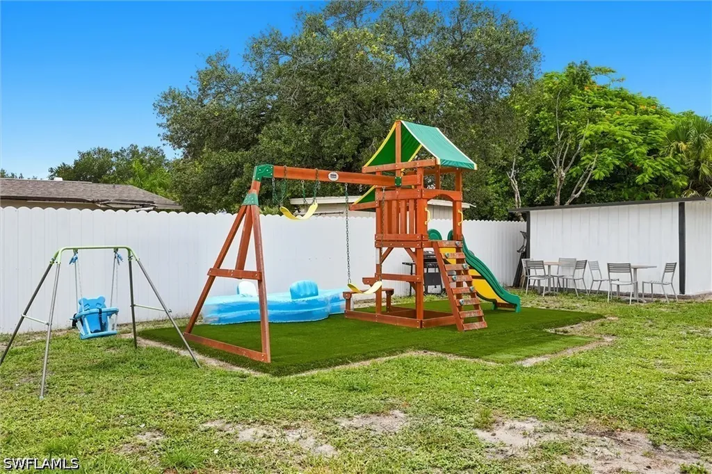 1776 Glenway Court Fort Myers FL 33916