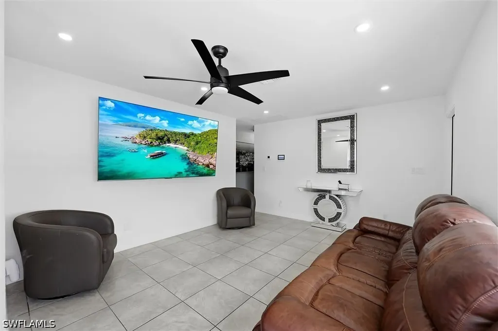 1776 Glenway Court Fort Myers FL 33916