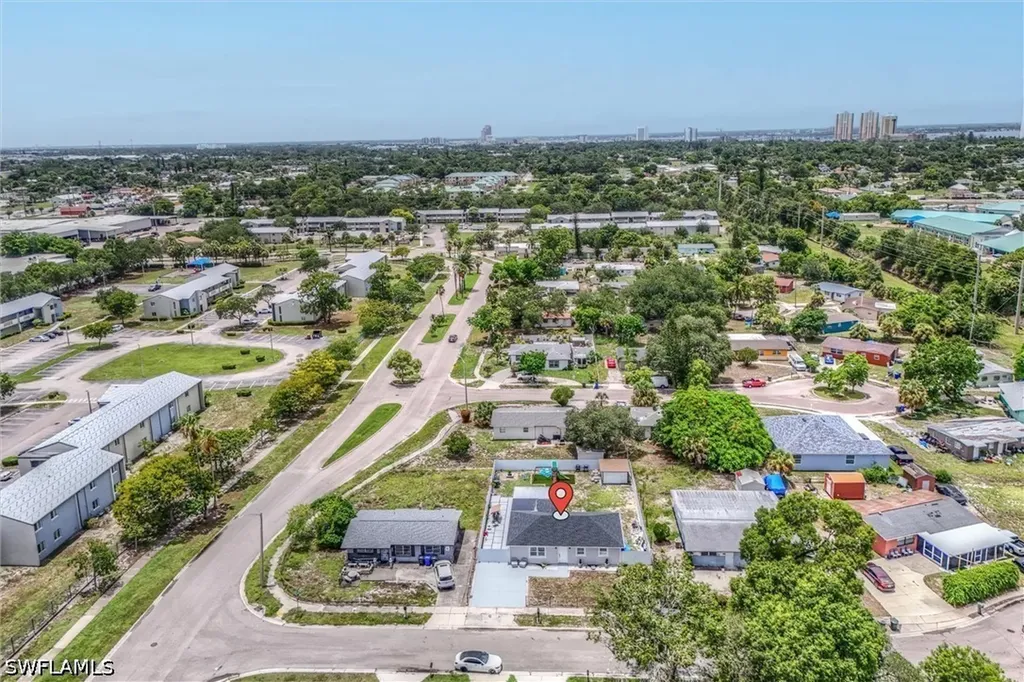 1776 Glenway Court Fort Myers FL 33916
