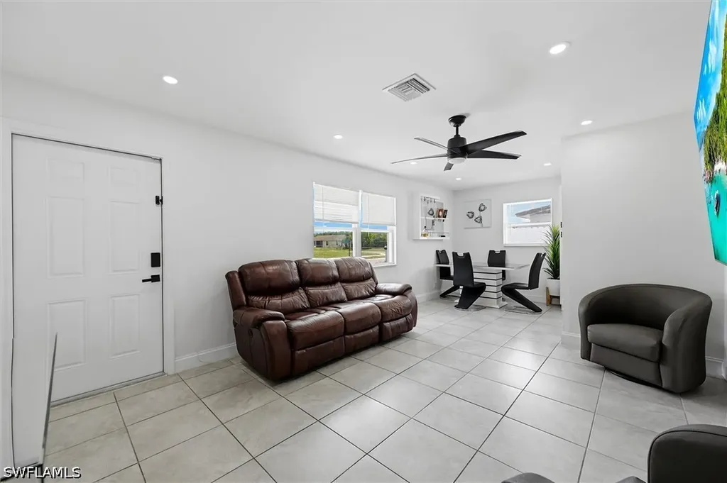 1776 Glenway Court Fort Myers FL 33916