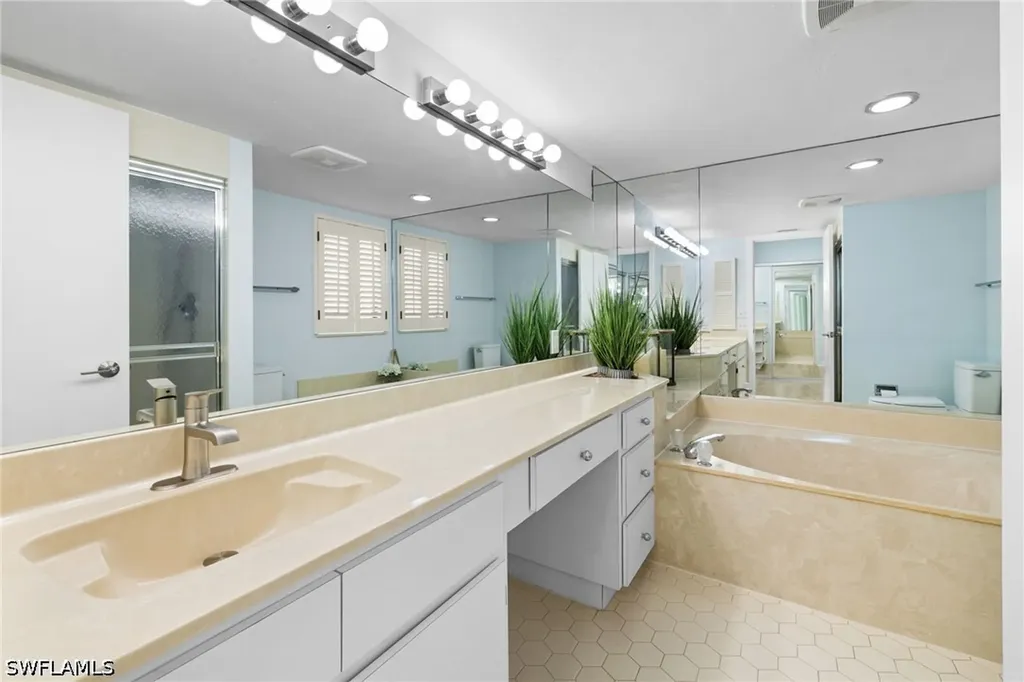 6710 Pelican Bay Boulevard Naples FL 34108