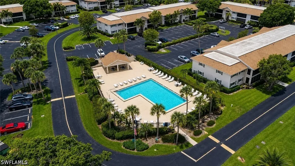 8041 S Woods Circle Fort Myers FL 33919