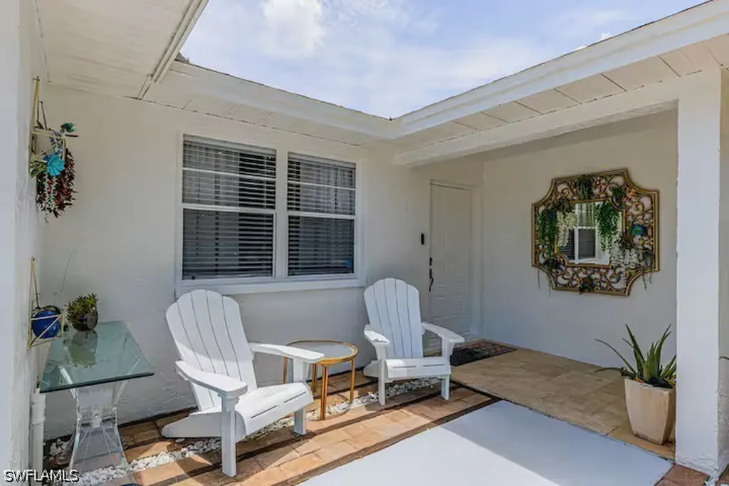 3511 Caloosa Street Naples FL 34112